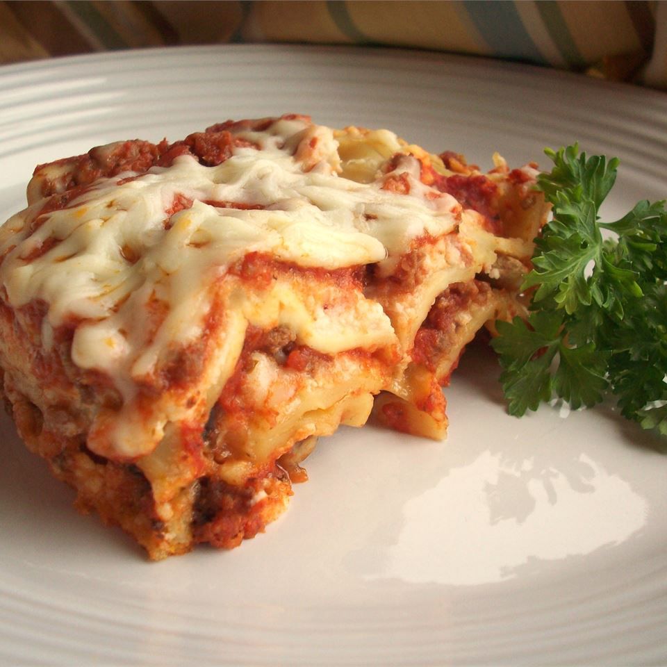 Easy Cheesy Lasagna Recipe