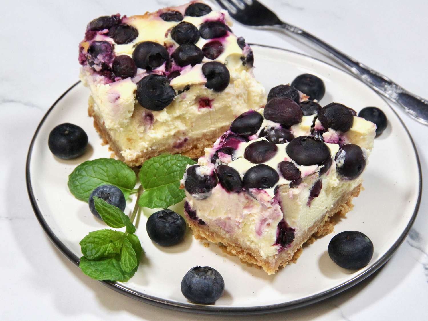 Blueberry Lemon Cheesecake Bars