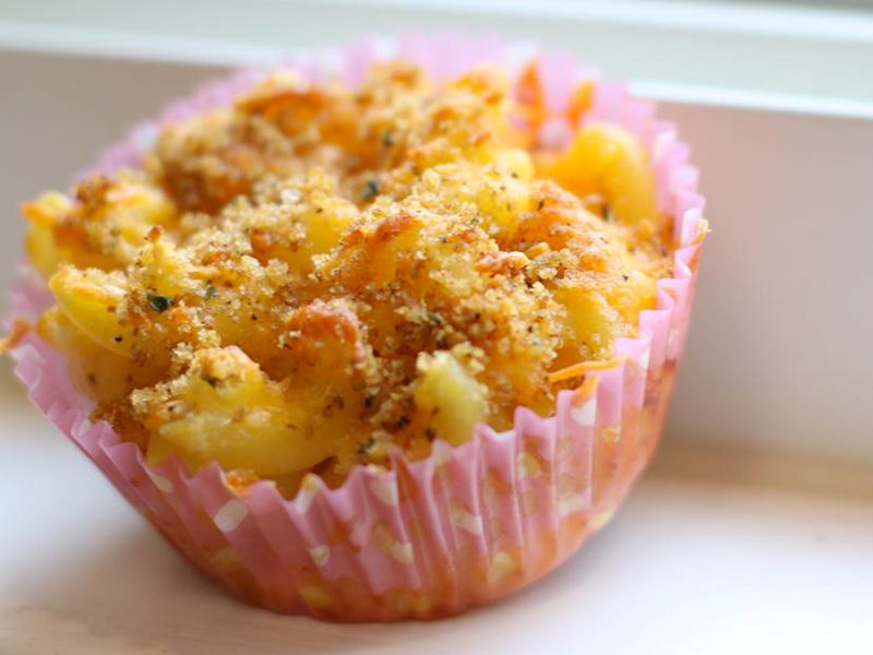 Easy Mac and Cheese Muffins Recipe