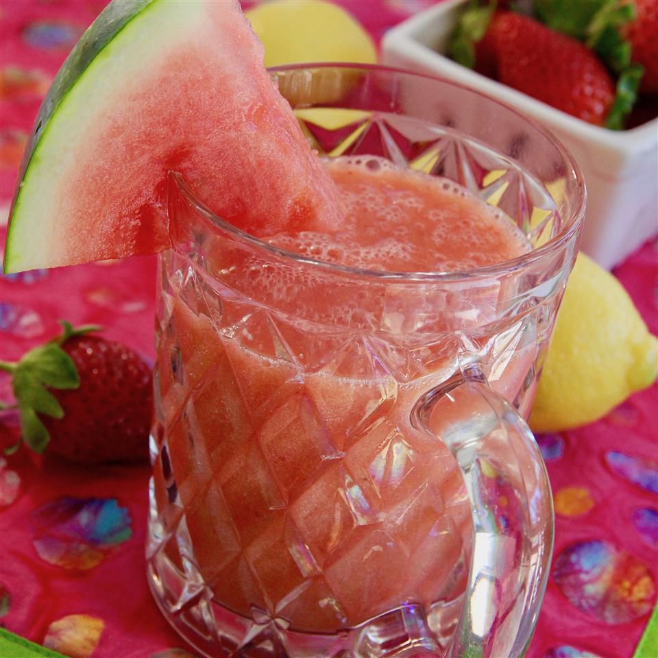 Watermelon Strawberry Mango Lemonade Smoothie Recipe