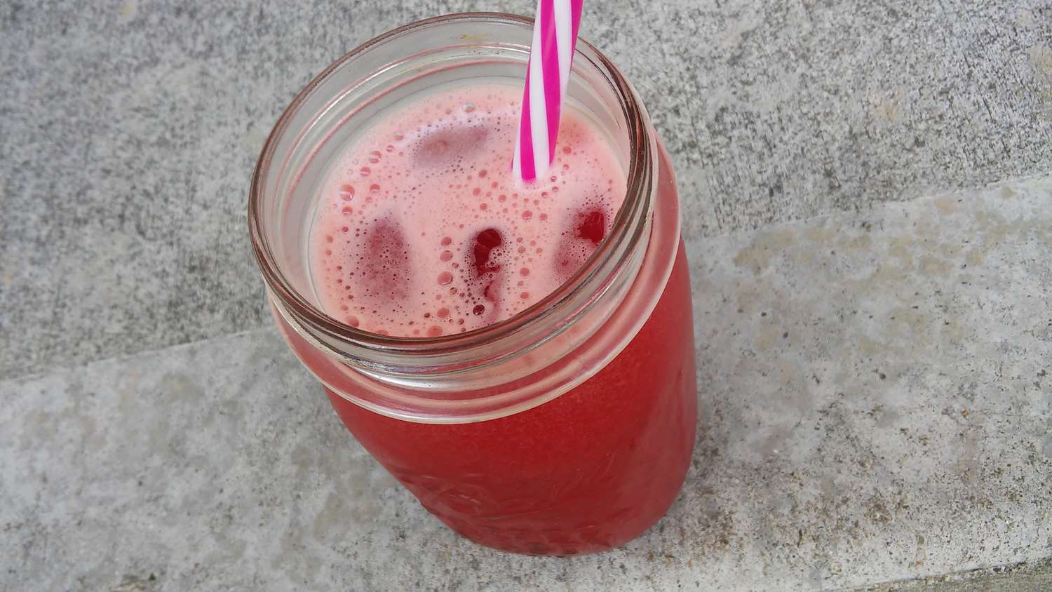 Watermelon-Raspberry Lemonade Recipe