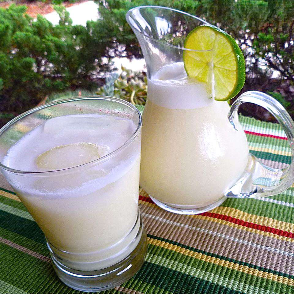 Easy Brazilian Lemonade Recipe