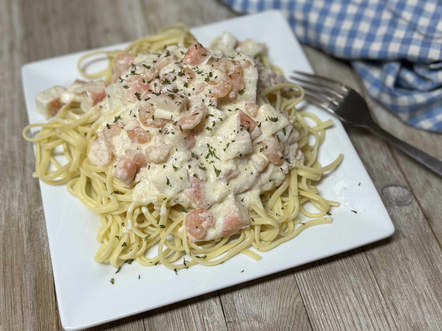 Scrumptious Seafood Linguine Recipe