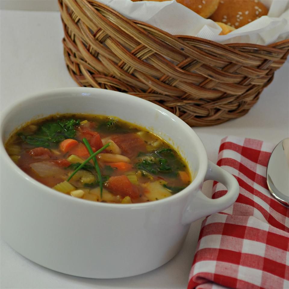 Judy's Hearty Vegetable Minestrone Soup Recipe