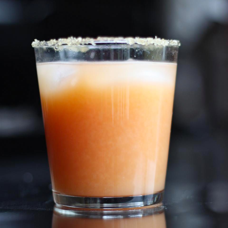 Lauren's Grapefruit Margaritas Recipe