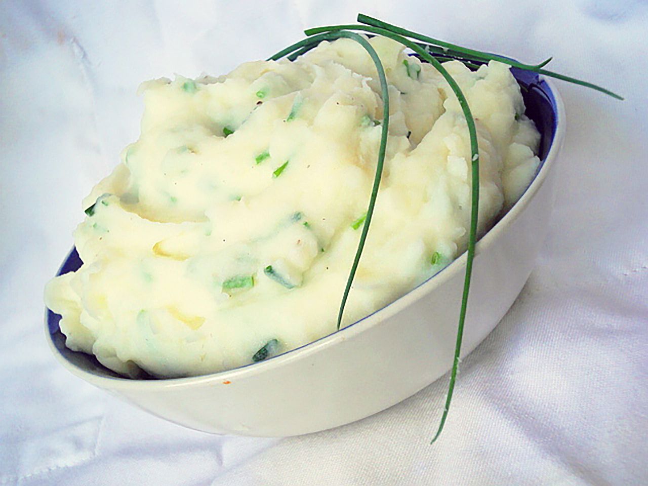 Sour Cream and Chive Mashed Potatoes Recipe