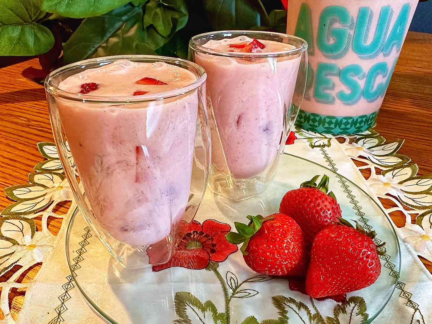 Agua Fresca de Fresas con Crema (Strawberries and Cream) Recipe