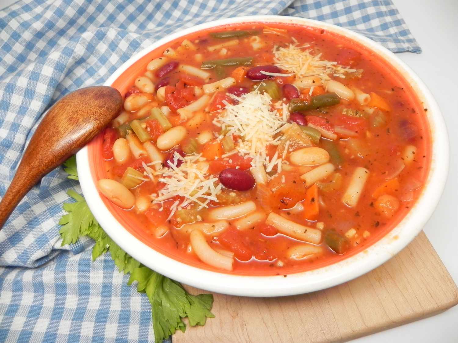 Hearty Vegetarian Minestrone