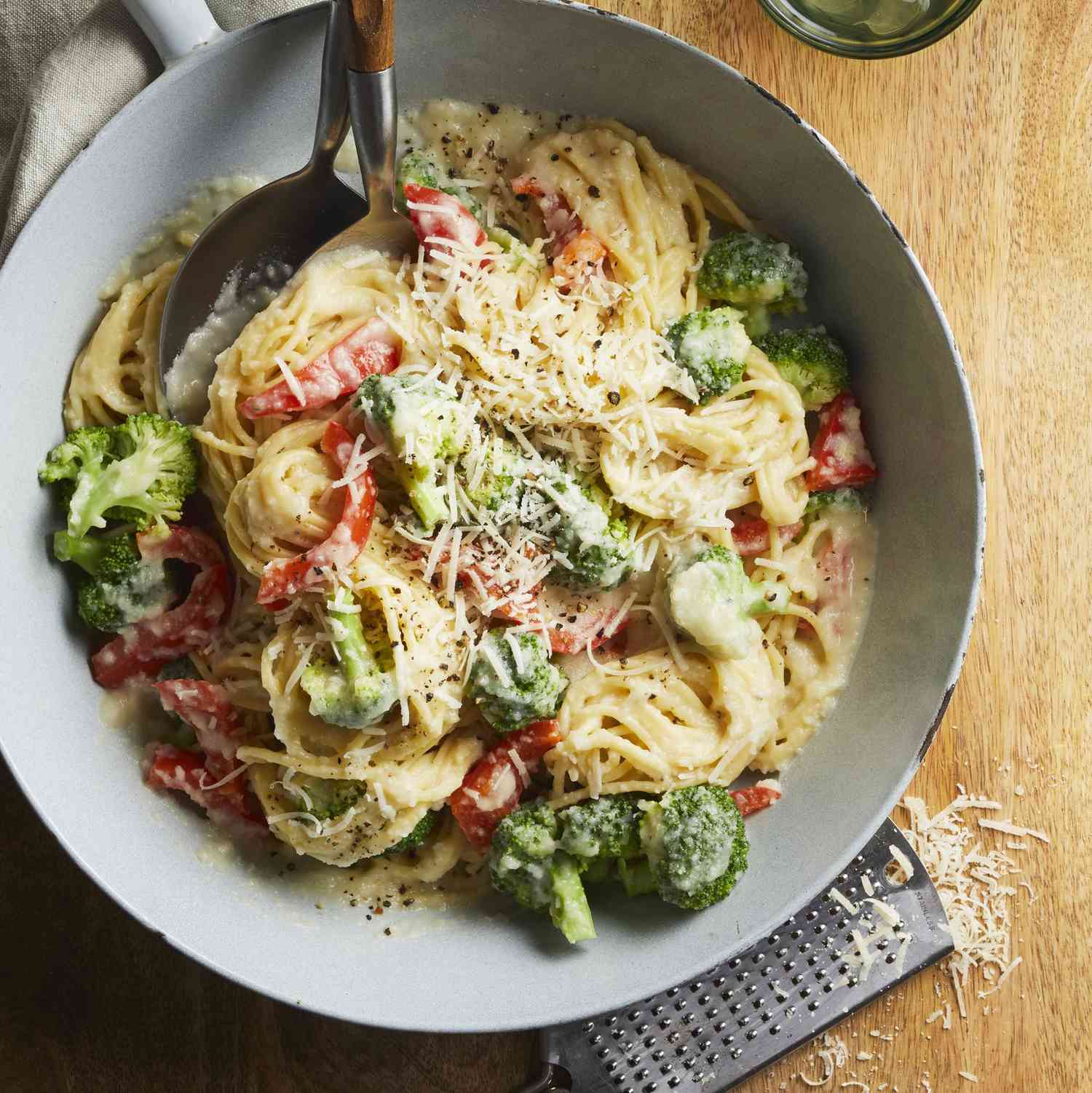 Pasta Primavera with Cauliflower Sauce Recipe