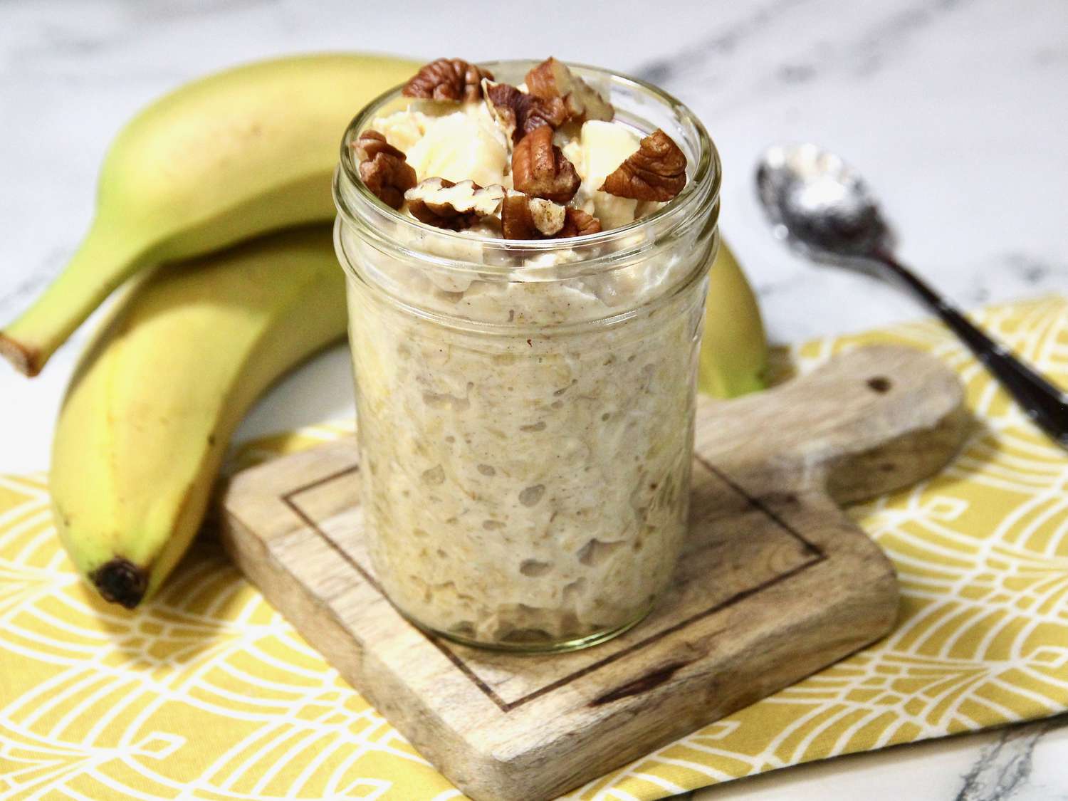 Overnight Pineapple-Banana Oatmeal Recipe