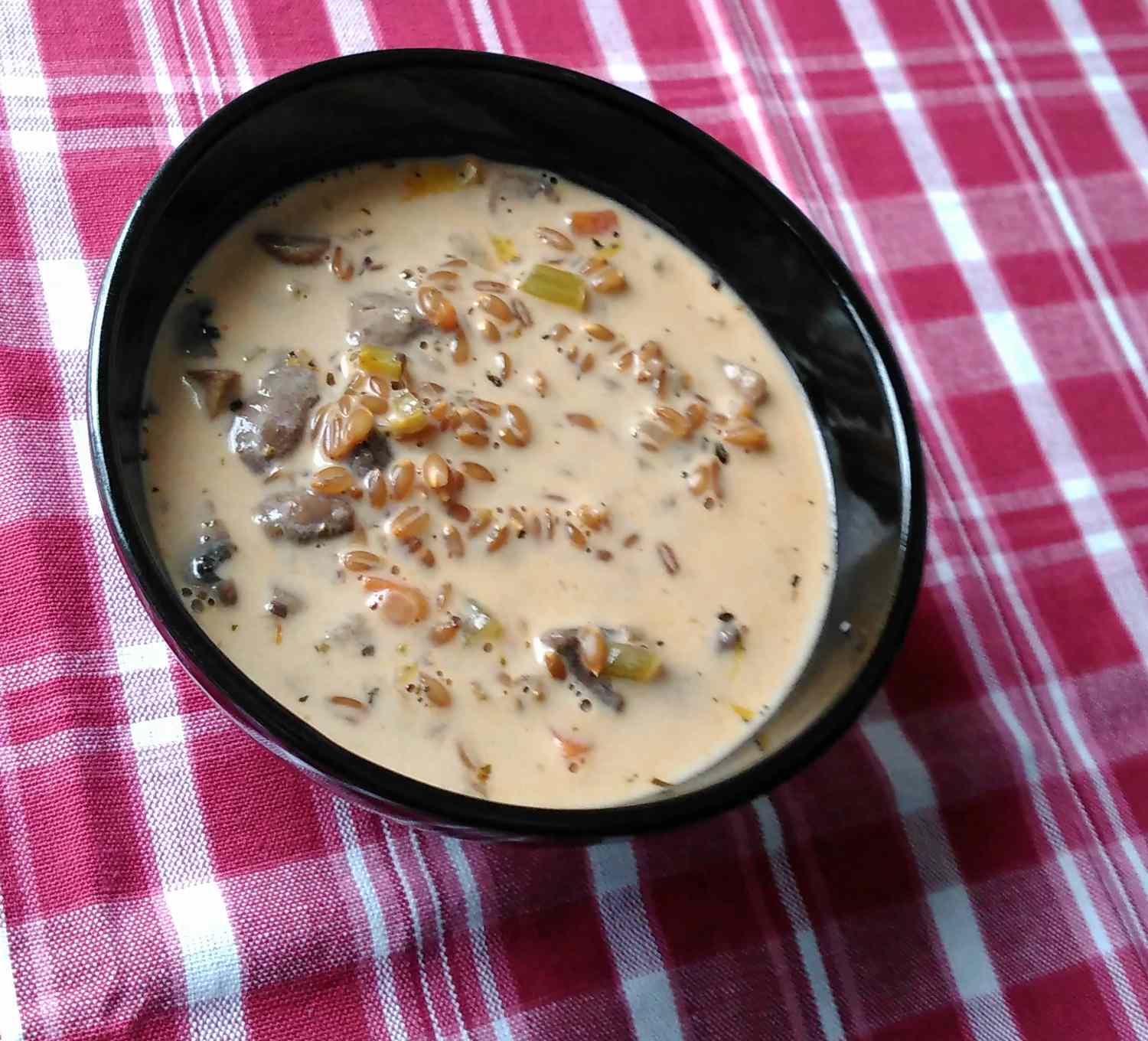 Vegan Creamy Mushroom and Farro Soup Recipe