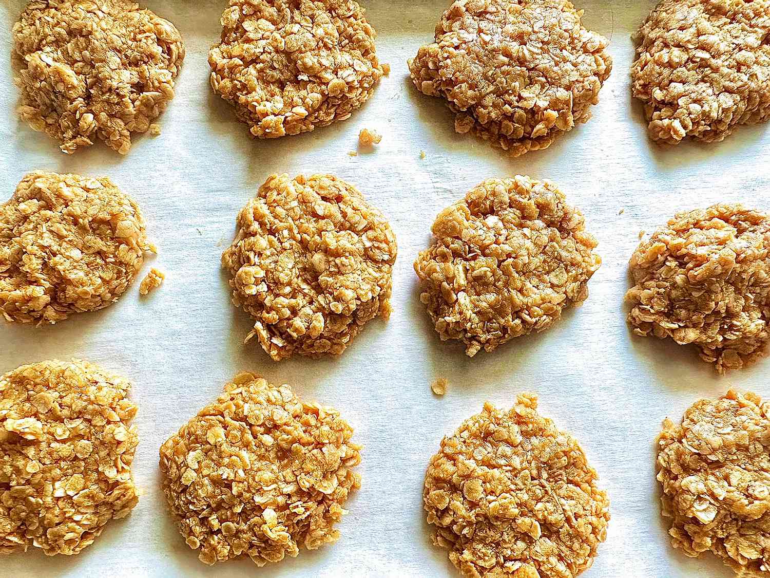 3-Ingredient Peanut Butter Oatmeal Cookies Recipe