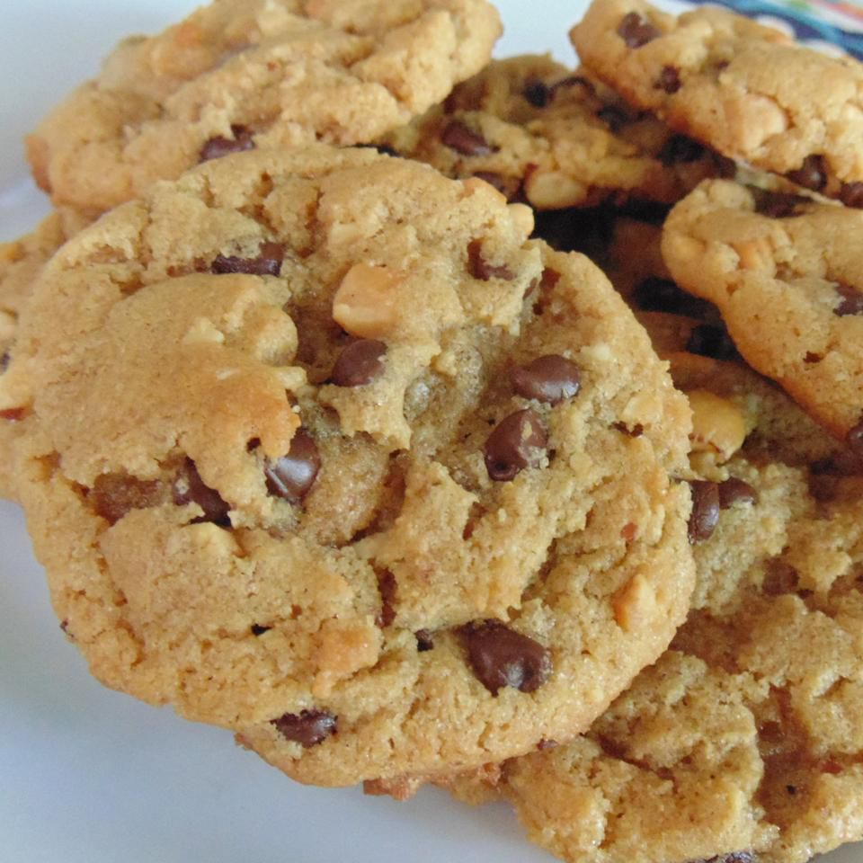 Easy, Chewy Flourless Peanut Butter Cookies Recipe