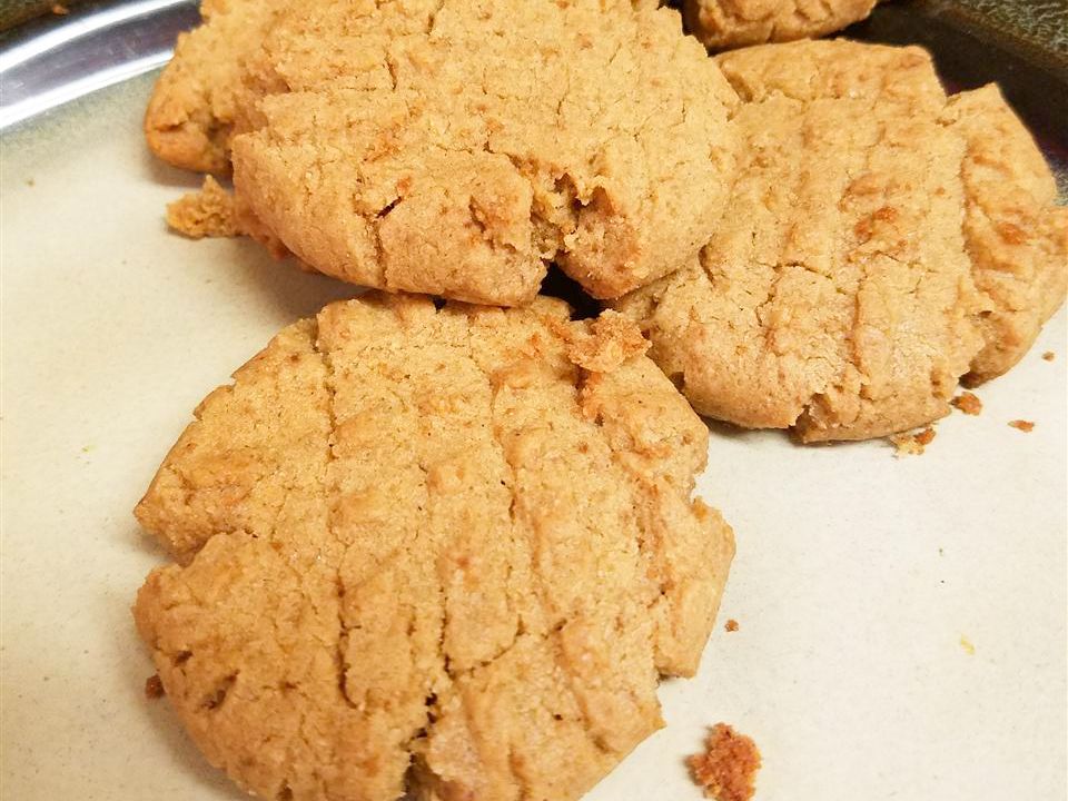 Dad's Favorite Peanut Butter Cookies Recipe