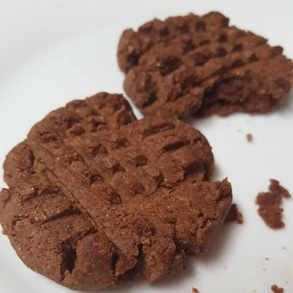 5-Ingredient Peanut Butter Chocolate Cookies Recipe