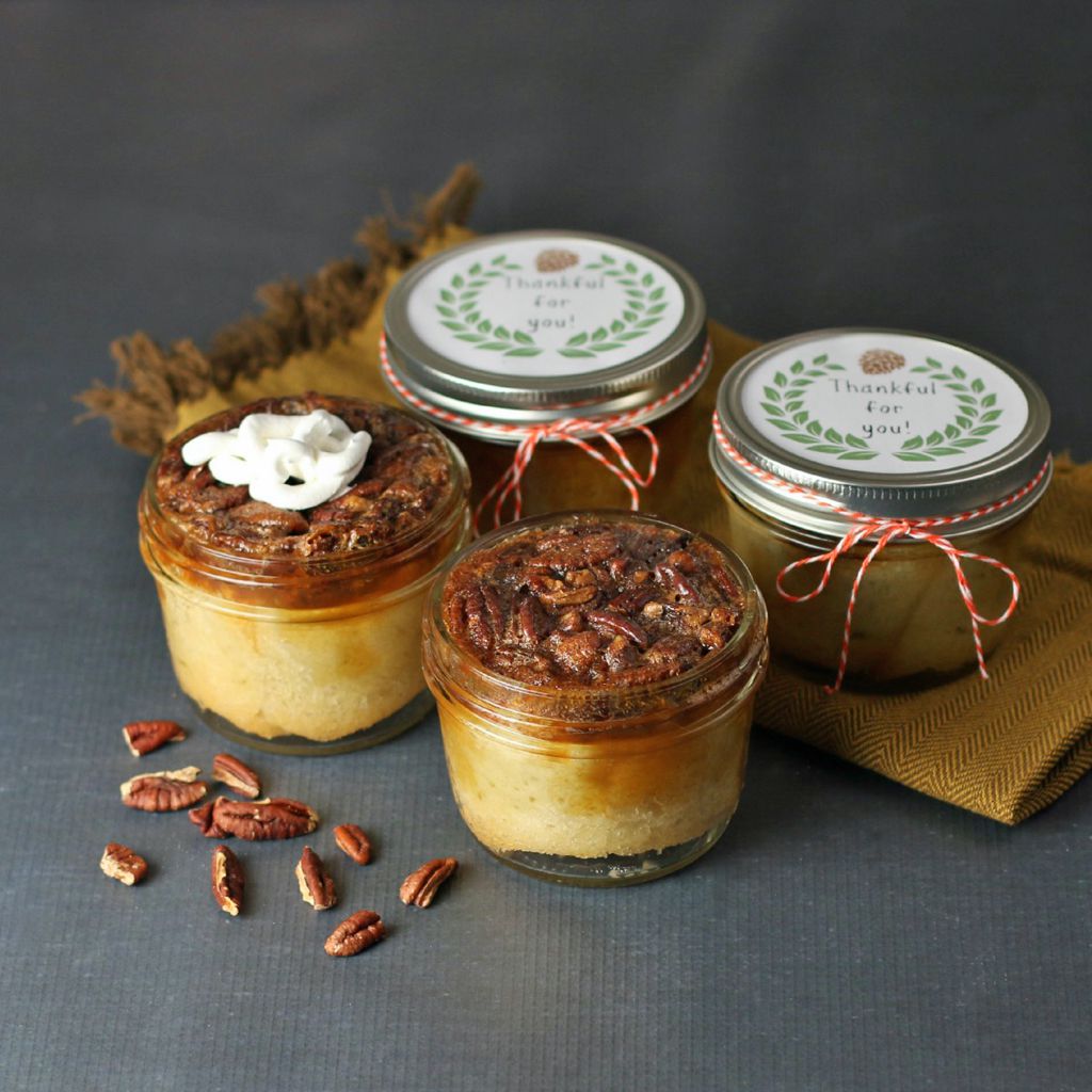 Traditional Pecan Pie in a Jar Recipe