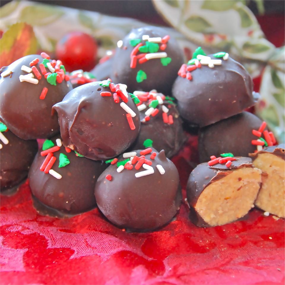 Christmas Peanut Butter Balls Recipe