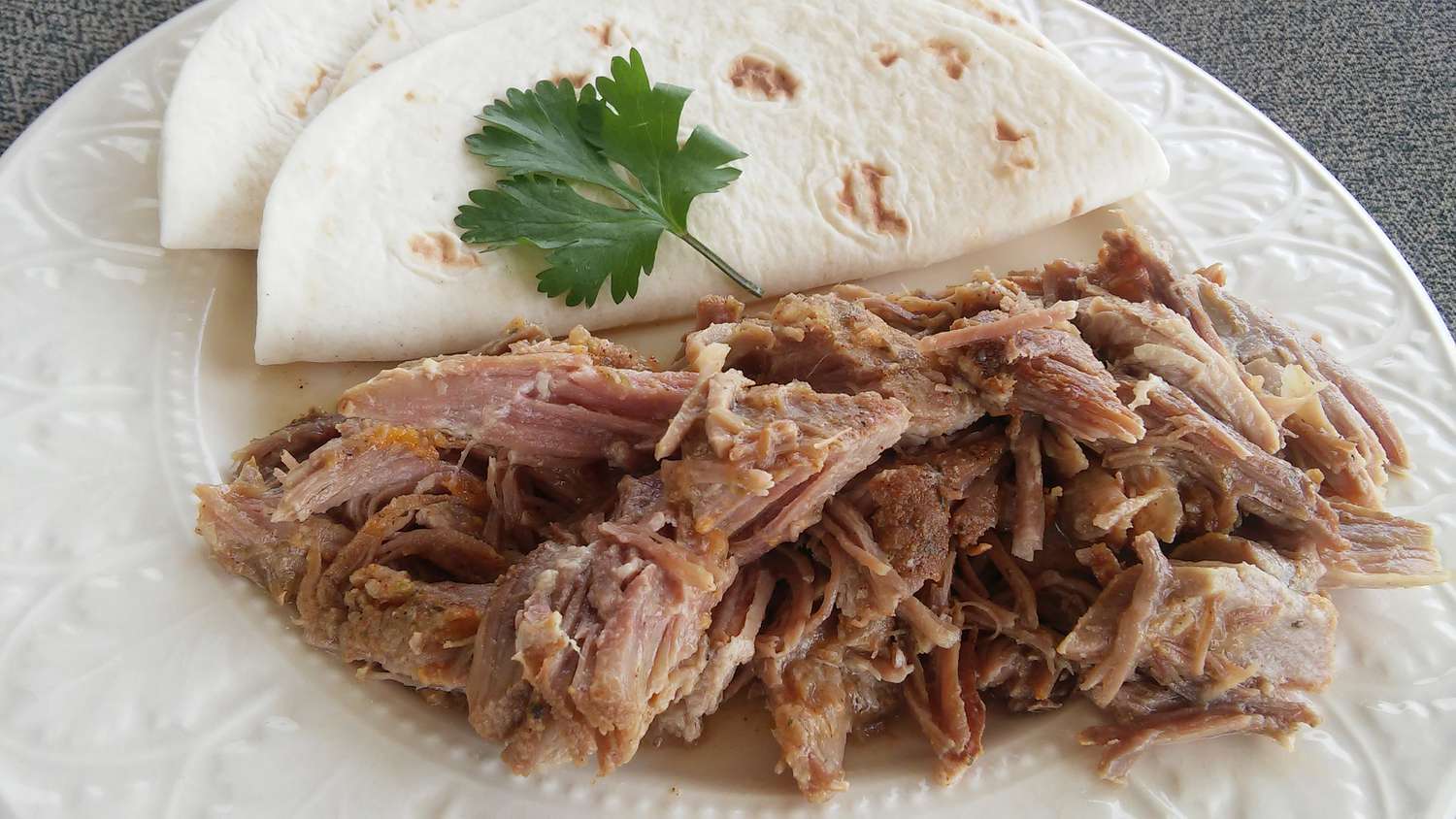 Slow Cooker Carnitas Recipe