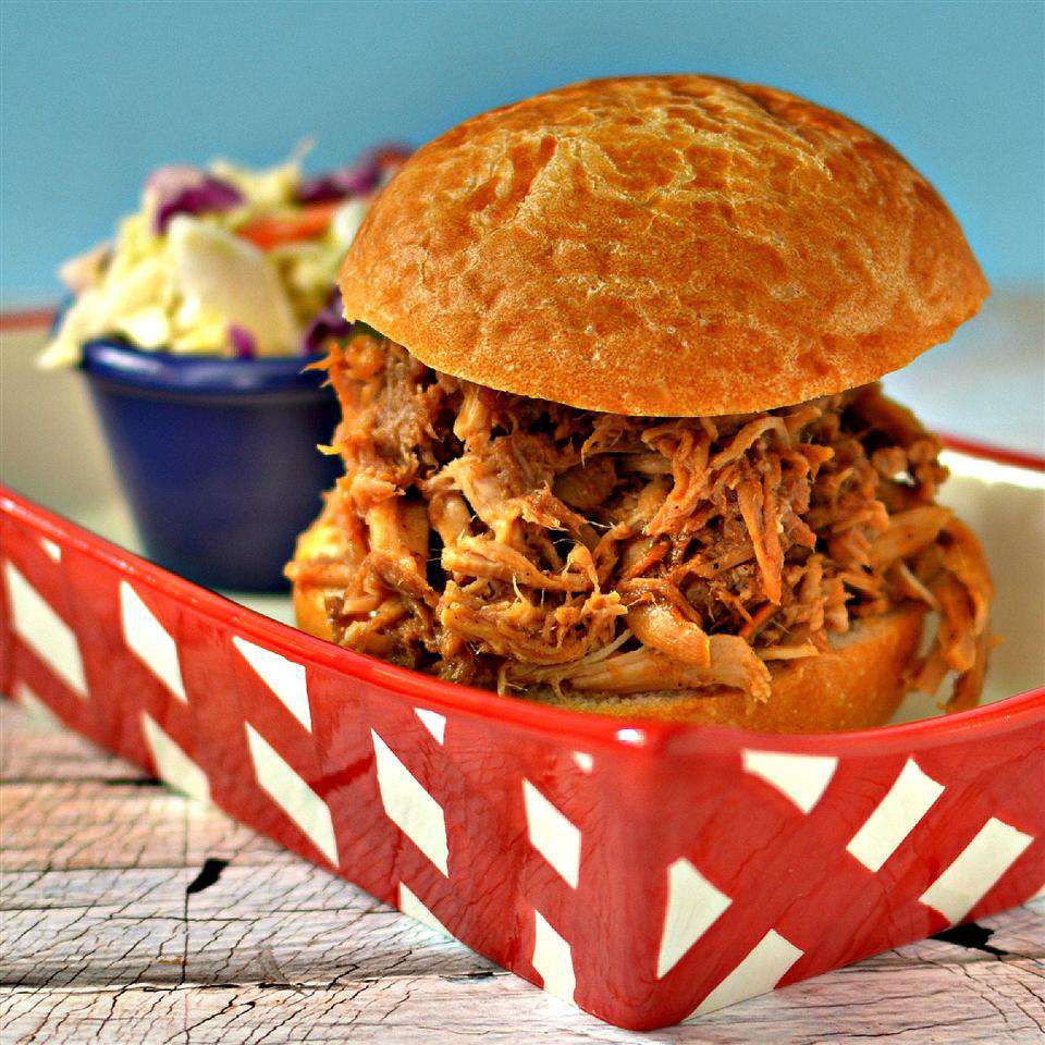 Tasty Slow Cooker Pulled Pork Recipe