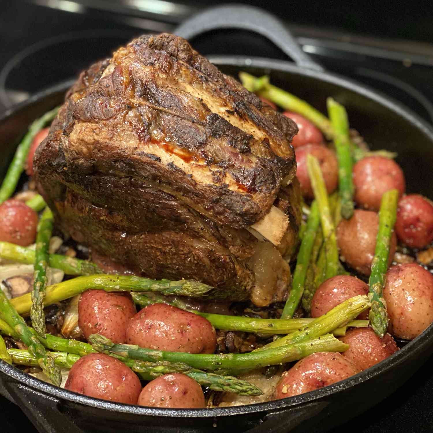 Cast-Iron Skillet Prime Rib Roast and Gravy Recipe